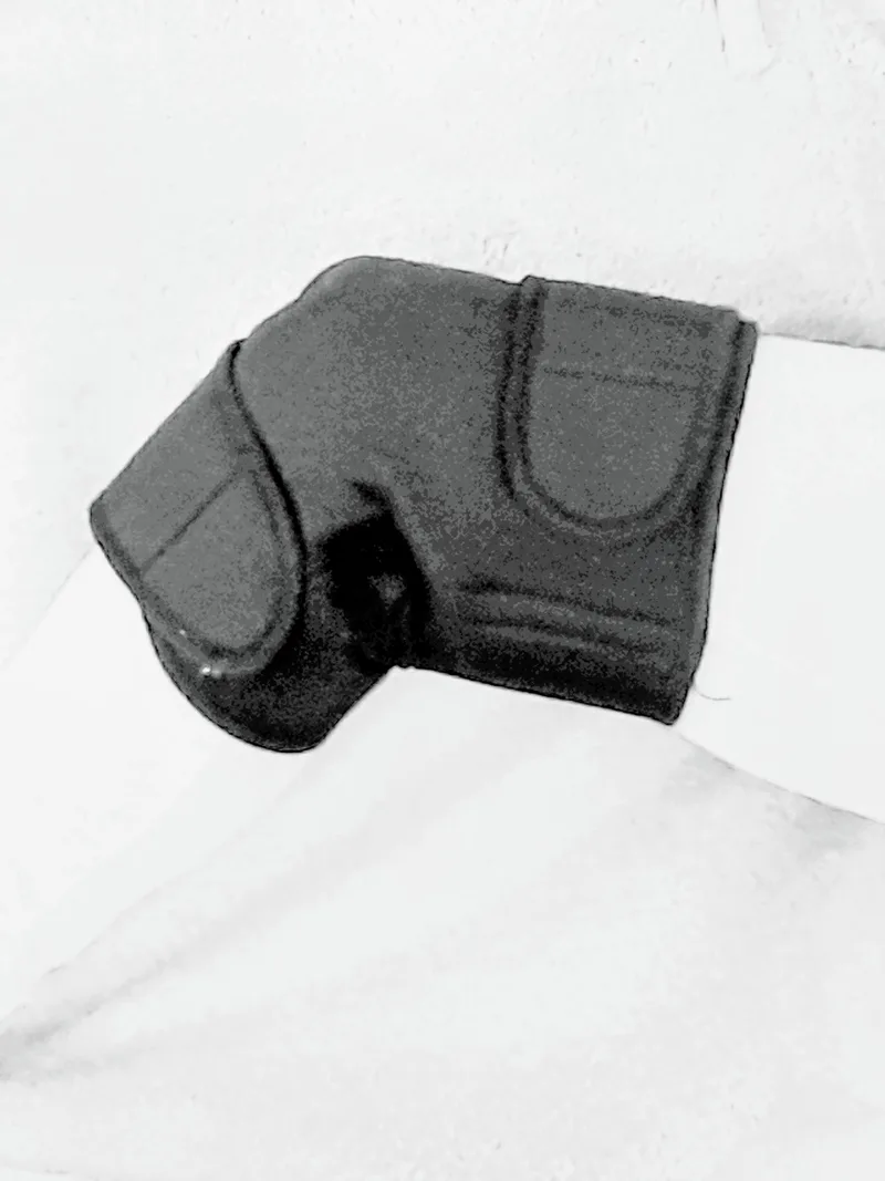 Knee strap